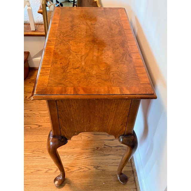 Hekman Queen Anne Lowboy For Sale In Washington DC - Image 6 of 10