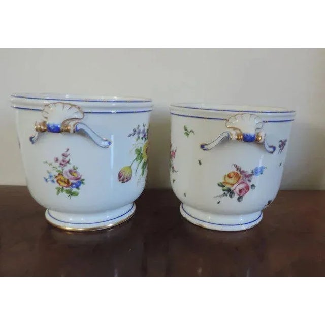White 1775 Louis XVI Sevres Porcelain Cachepot Bottle Coolers Vase Planters - A Pair For Sale - Image 8 of 11