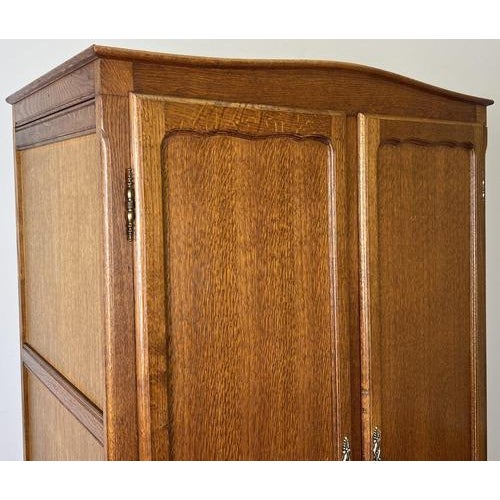 French Louis XVI Wardrobe in Oak For Sale - Image 4 of 13