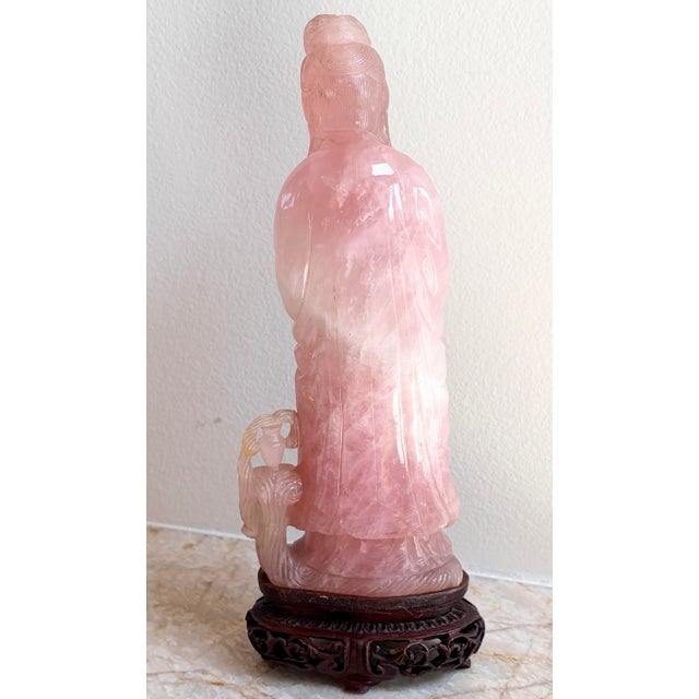 Antique Chinese Qing Dynasty Rose Quartz Guanyin Kwan Yin Figurine W/ Stand For Sale In Los Angeles - Image 6 of 12