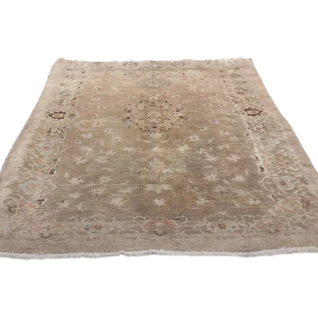 Rustic Mid 20th Century Neutral Vintage Persian Kashan Rug, 03'01 X 05'03 For Sale - Image 3 of 10