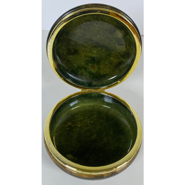 Italian Italian Hand-Carved Alabaster Jewelry Box With Brass Mounts, Green Veined Stone For Sale - Image 3 of 7