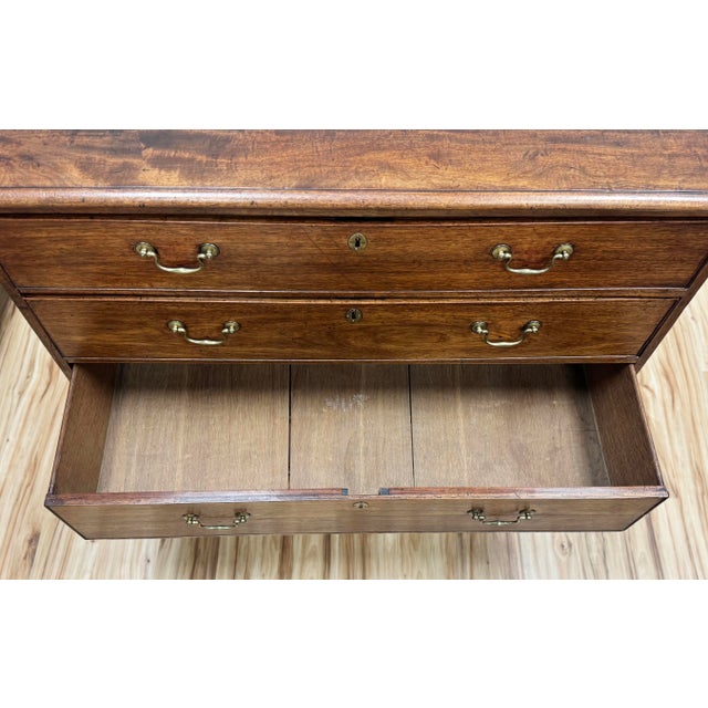 Antique English George III Mahogany Chest of Drawers For Sale - Image 13 of 17