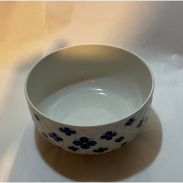 Ceramic New 1980s 58 Pieces European Dinner Set Diamond Shape Rim With Bleu Decoration by Rosenthal For Sale - Image 7 of 18
