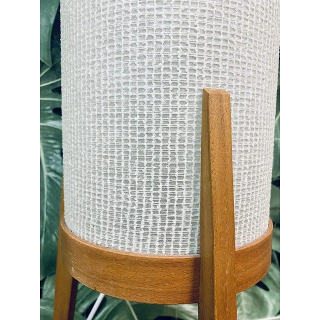 Mid-Century Teak Tripod Rocket Floor Lamp, 1950 For Sale - Image 9 of 18