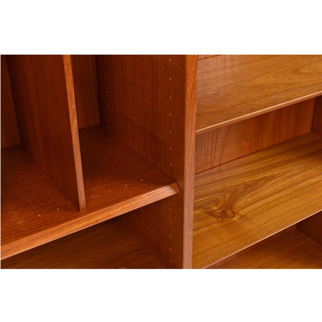 Poul Hundevad Danish Teak Bookcase on Hairpin Legs 1960s For Sale - Image 6 of 9