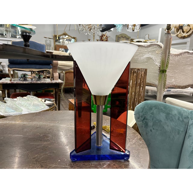 1980s Post Modern Acrylic and Glass Lamp For Sale - Image 11 of 11