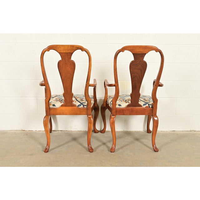 Baker Furniture Queen Anne Carved Walnut Armchairs or Dining Captain Chairs, Pair For Sale - Image 12 of 15