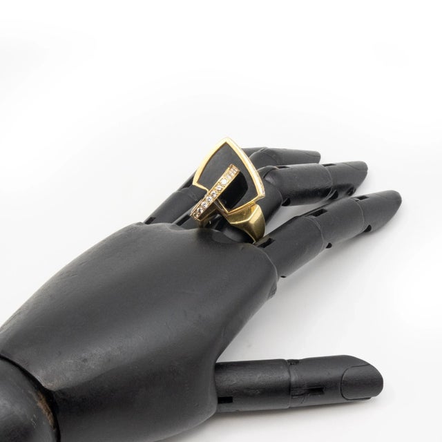 Metal La Triomphe 18k Yellow Gold Diamond Onyx Sculptural Ring C. 1970s, Size 6 For Sale - Image 7 of 10