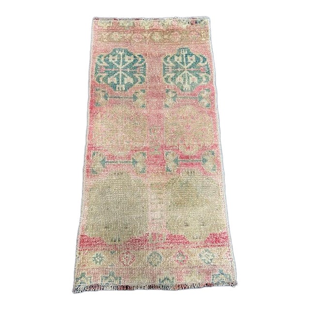 Turkish Yastik Rug 1'4" x 2'7" For Sale