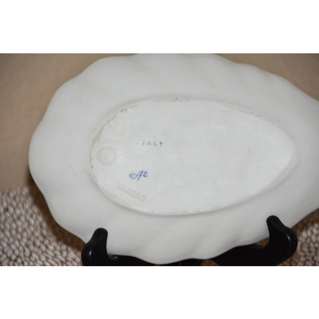 1960s Marbro Italy MCM Gold & White Bisque Porcelain Gold Plated Trinket Shell Dish For Sale - Image 5 of 6