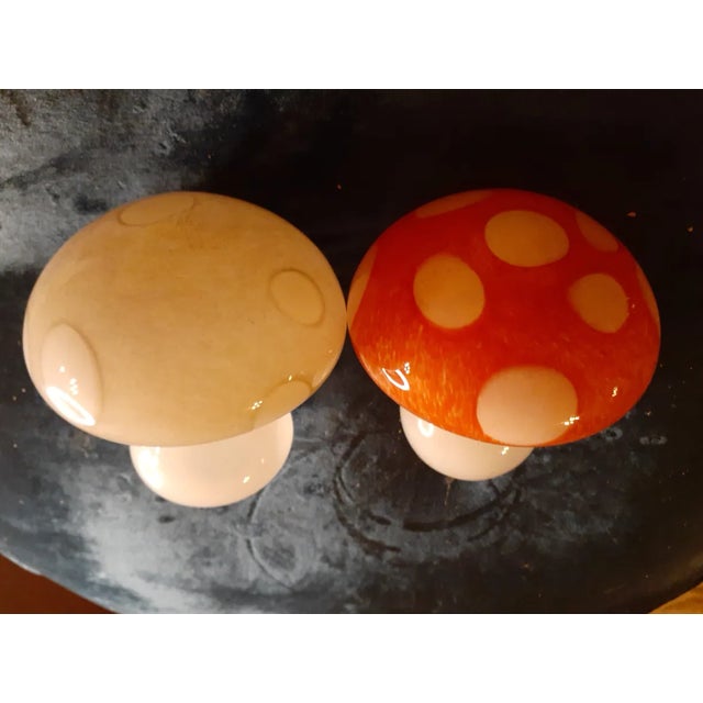 Red Pair of Vintage Art Glass Mushroom Figurines For Sale - Image 8 of 8