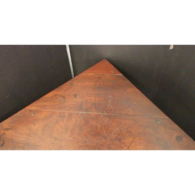 Circa 1760-1780 English George III Period Corner Drop-Leaf Table For Sale - Image 9 of 9