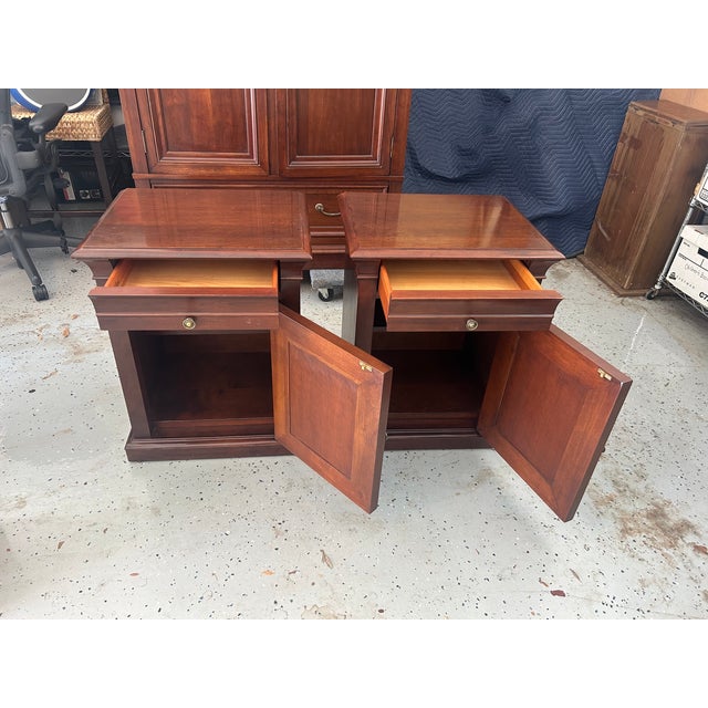 Wood 1990s Ethan Allen Medallion Collection Bedroom Set (California King Bed Frame) For Sale - Image 7 of 18