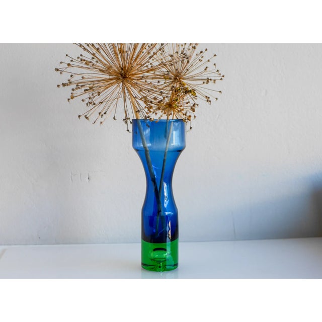 Mid-Century Modern Scandinavian Bright Blue and Emerald Green Glass Vase from Borgström Åseda, Sweden For Sale - Image 10 of 11