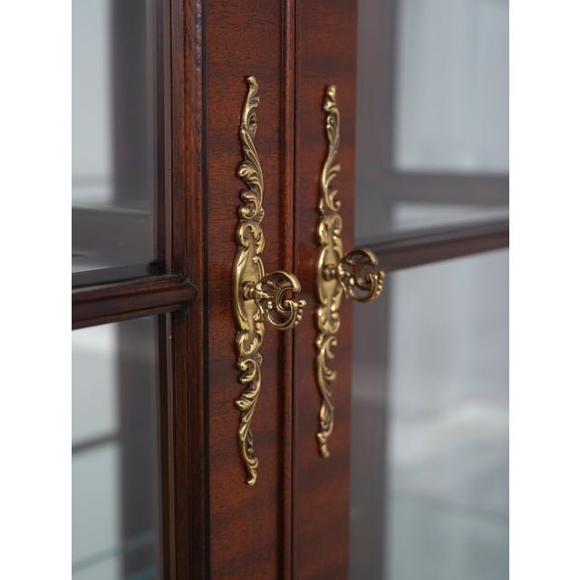 Henkel Harris Model 2302 Mahogany Curio Cabinet For Sale - Image 9 of 18