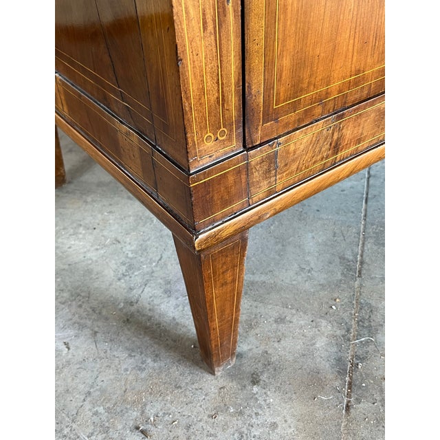 19th Century Italian Neoclassical Walnut Commode With Inlay For Sale - Image 4 of 12