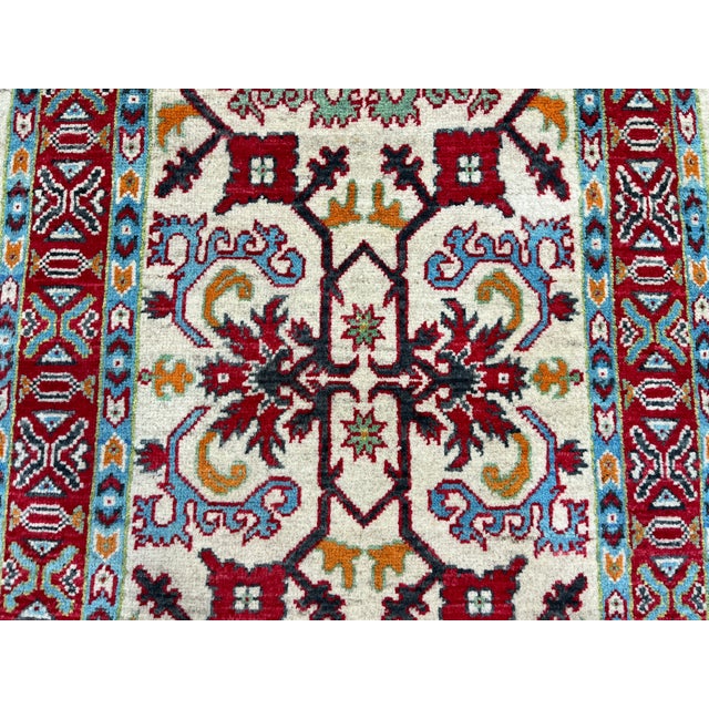 2000 - 2009 Cream and Red Kazak Wool Runner Rug, Tribal Hallway Rug, 2'8" X 8'9" For Sale - Image 5 of 16