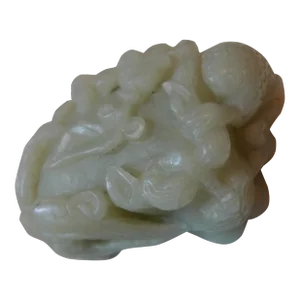 19th Century Chinese Celadon Jade Dragon Pendant Objet D'Art.