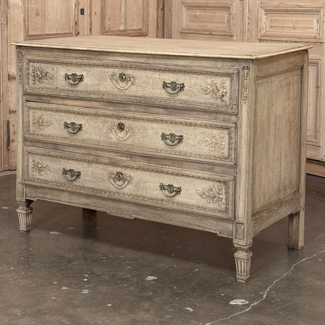 18th Century Liégeois Country French Louis XVI Stripped Commode For Sale - Image 4 of 18