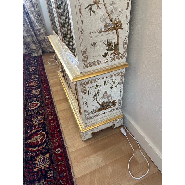Late 20th Century John Widdicomb Hand-Painted Bonnet-Top Display Cabinet/Vitrine-Chinoiserie Style For Sale - Image 11 of 14