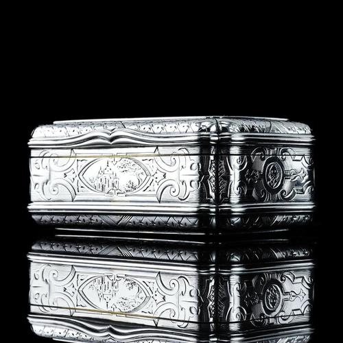 Antique Silver Table Snuff Box by Edward Smith, 1854 For Sale - Image 10 of 18