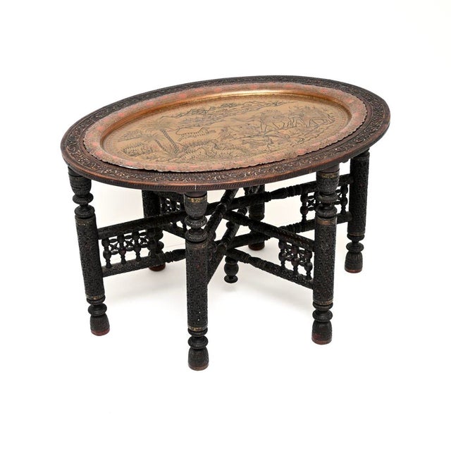 A beautiful and very impressive antique Indian tray top coffee table, dating from around the 1880-1900 period. The quality...