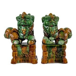Rare Mid-Century Modern Chinese Ceremic Food Dogs in Vibrant Sancai-Style Green & Amber Drip Glaze For Sale