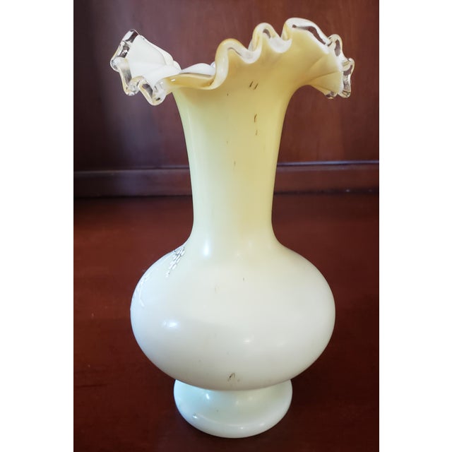 Glass Vintage Fenton Burmese Ruffled Vase | Hand-Blown Mid-Century Art Glass For Sale - Image 7 of 10