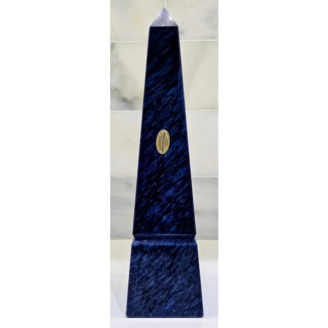 1980s 1980s Blue Marble Obelisk by Great City Traders – Handcrafted Stone Sculpture For Sale - Image 5 of 9