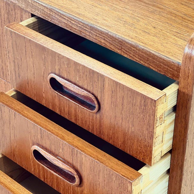 Small Dressing Table by Arne Vodder For Sale - Image 9 of 11