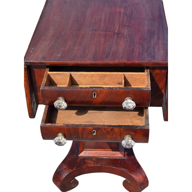 1840 American Mahogany Empire Drop Leave Side Table. For Sale - Image 9 of 17