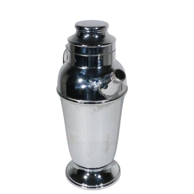 Mid-Century Modern Mid 20th Century Art Deco Chrome Cocktail Shaker For Sale - Image 3 of 6