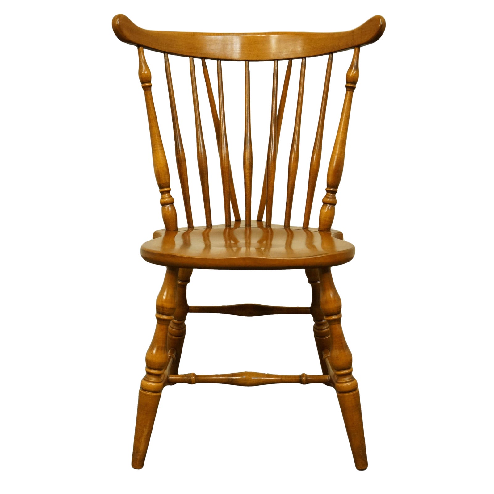 Late 20th Century O'Hearn Furniture Gardner Ma Solid Sugar Maple Dining