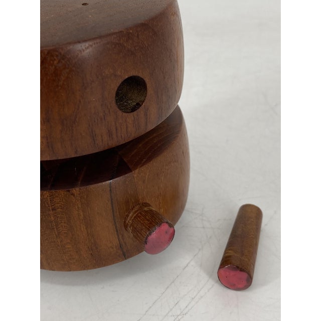 Double Barrel Salt and Pepper Mill by Jens Quistgaard for Dansk, 1950s, Set of 2 For Sale - Image 4 of 10