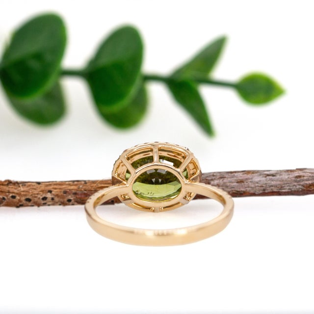 Oval 10x8mm Arizona Green Peridot Ring in 14k Solid Gold W Earth Mined Diamonds, Size 6.75 For Sale In Columbus - Image 6 of 7
