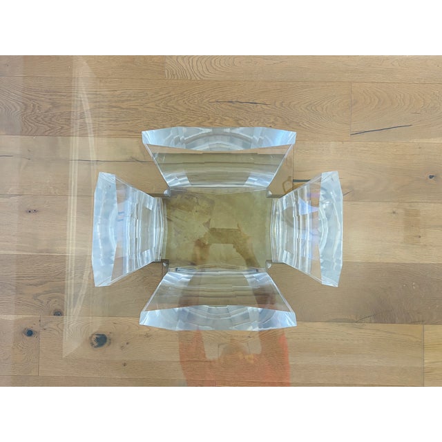 1980s Spectrum Ltd. "Washington" Lucite, Cast Brass & Beveled Glass Cocktail Table, Attributed to Jeffrey Bigelow, Circa 1985–1987 For Sale - Image 5 of 16