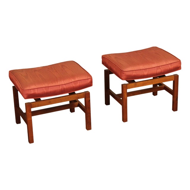 Jens Risom Mid Century Modern Pair Of Walnut Stools For Sale