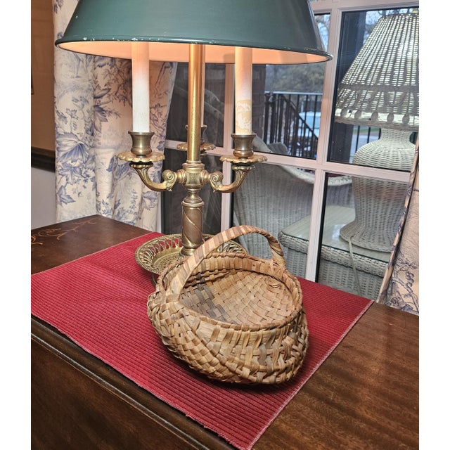 American Early 20th Century Small Mellon or Buttocks, Appalachians Basket, With Blue Dyed Slats For Sale - Image 3 of 15