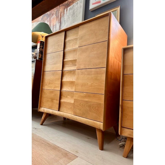 Mid-Century Modern Heywood Wakefield Highboy From the “Trophy Series” 1950 Restored For Sale - Image 3 of 10