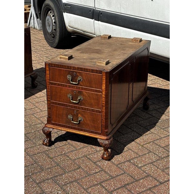 Large Mahogany Twin Pedestal Desk For Sale - Image 6 of 16