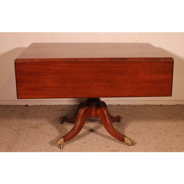 Pembroke Mahogany Table from the 19th Century For Sale - Image 9 of 13