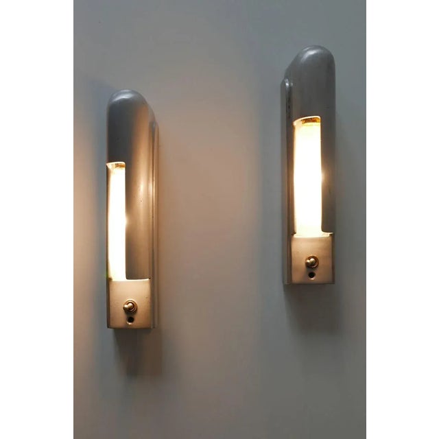 Streamline Cruise Ship Cabin Sconces from Simes Co., 1930s, Set of 2 For Sale - Image 4 of 18