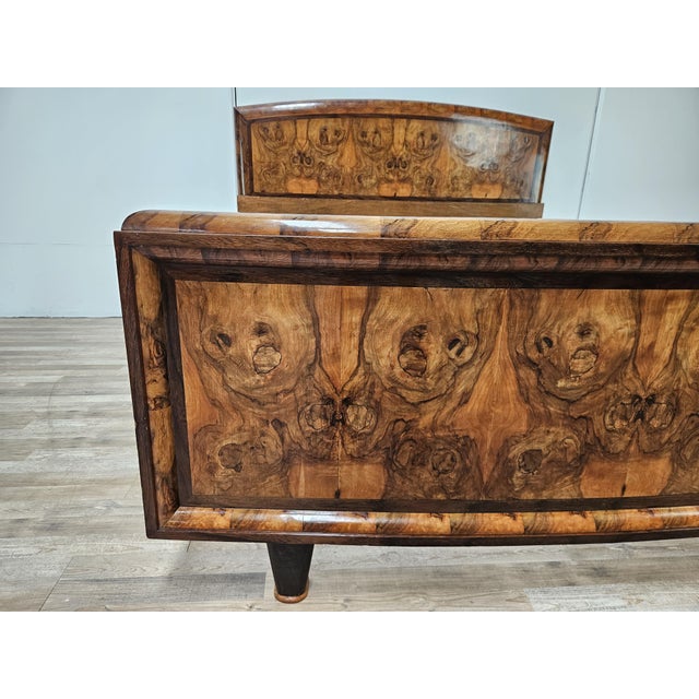 Tuscan Art Deco Double Bed in Briar, 1940 For Sale - Image 11 of 16