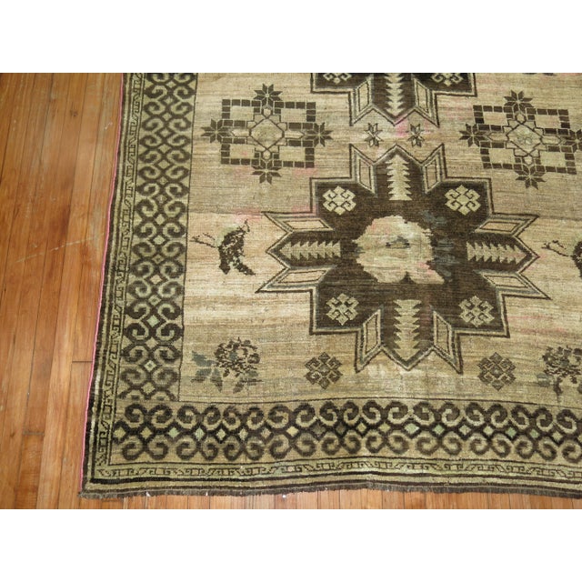 Vintage Turkish Room Size Rug - 5'11" x 9'8" For Sale In New York - Image 6 of 8