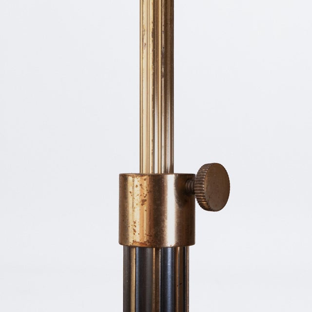 Metal Telescopic Floor Lamp with Fluted Stem, 1950s For Sale - Image 7 of 9