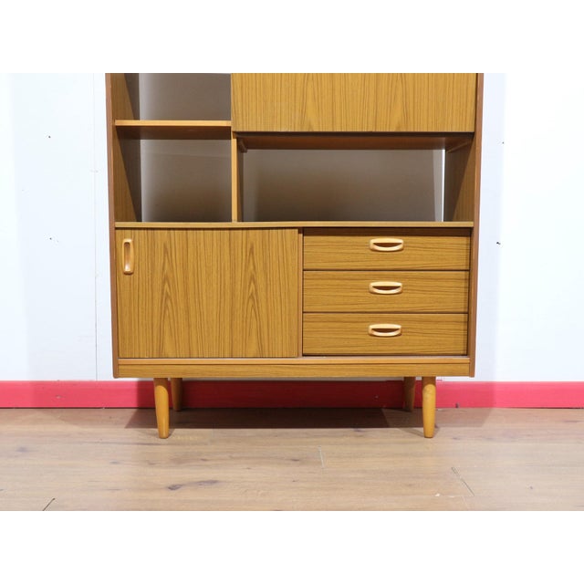 Mid 20th Century Mid Century Modern Vintage Schreiber Room Divider Display Cabinet For Sale - Image 5 of 15