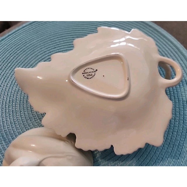 Vintage Wedgwood Etruria Creamware Tureen Melon Covered Soup Dish For Sale In Phoenix - Image 6 of 8
