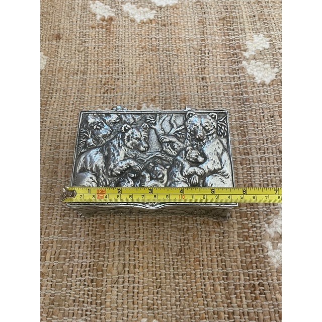 1990s Vintage Sliver Tone Wilderness Bear Arthur Court Trinket Jewelry Box For Sale - Image 5 of 11