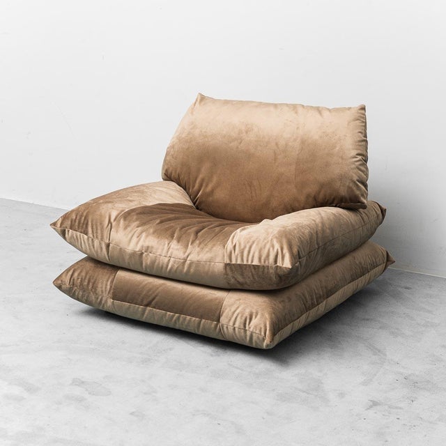 1970s Vintage Lounge Chairs in Brown Velvet, 1970s, Set of 2 For Sale - Image 5 of 10